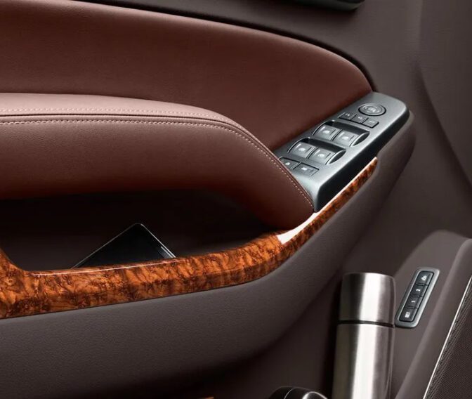 2023-Chevrolet-Tahoe-Interior-1