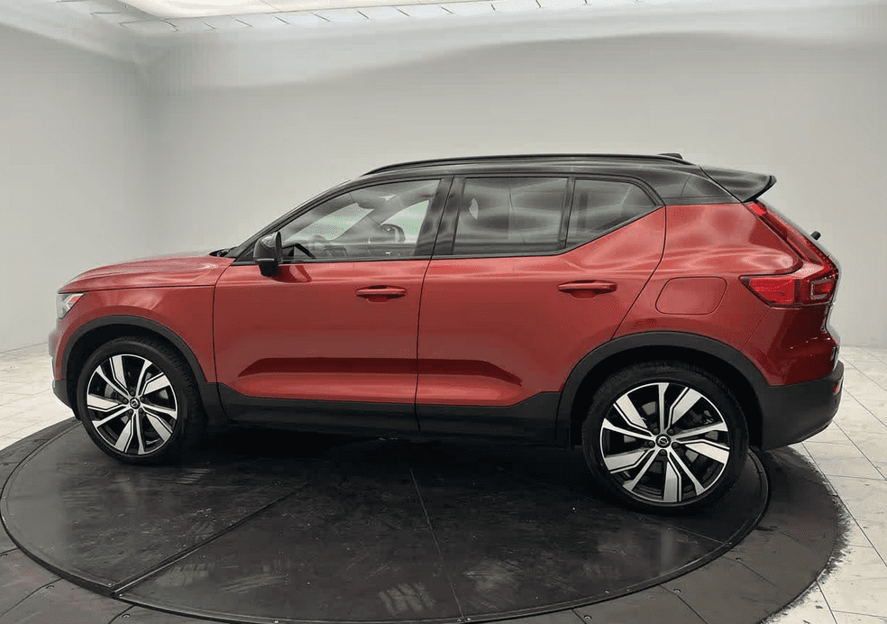 Image of 2022 Volvo XC40 Recharge Twin Pure Electric Plus