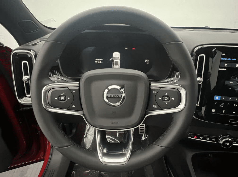 Image of 2022 Volvo XC40 Recharge Twin Pure Electric Plus