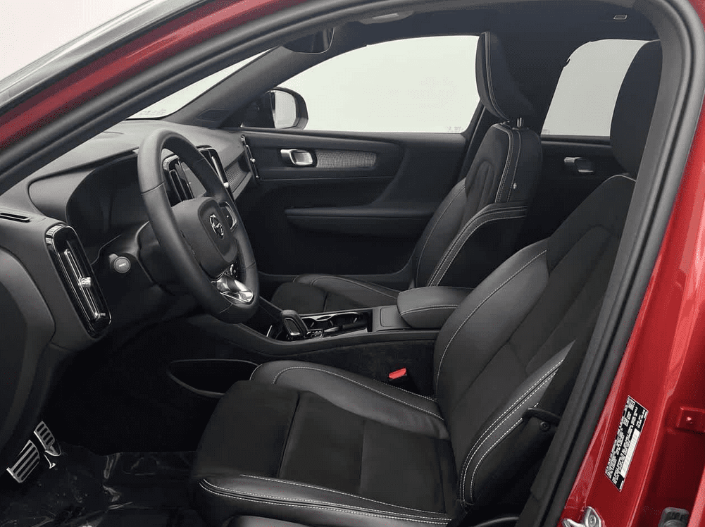 Image of 2022 Volvo XC40 Recharge Twin Pure Electric Plus