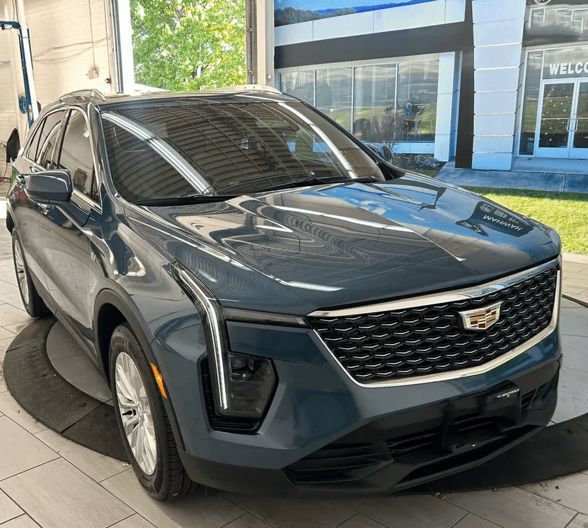 2024 Cadillac XT4 Luxury's photo